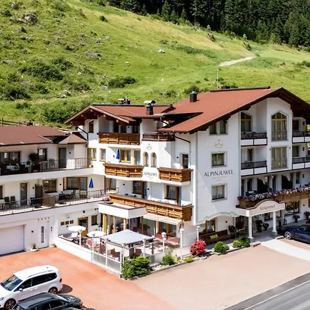 Hotell Hotel Alpinjuwel 3 3*