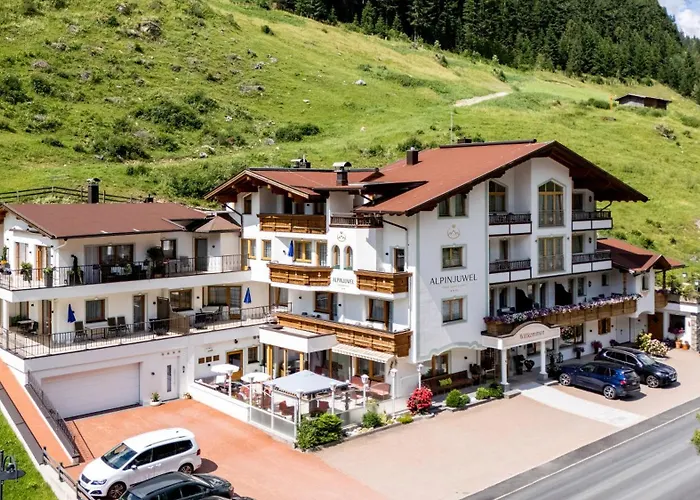 Hotel Alpinjuwel 3 3*
