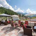 Hotel Alpinjuwel 3 Отель