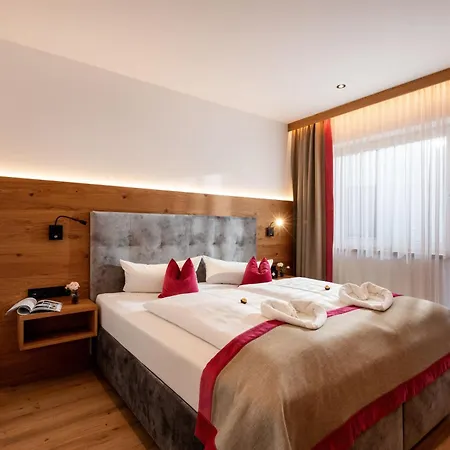 Alpinjuwel 3 Hotel 3*