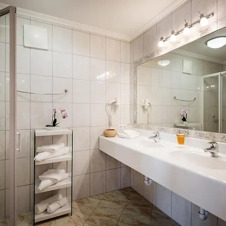 Hotel Alpinjuwel 3 Gerlos